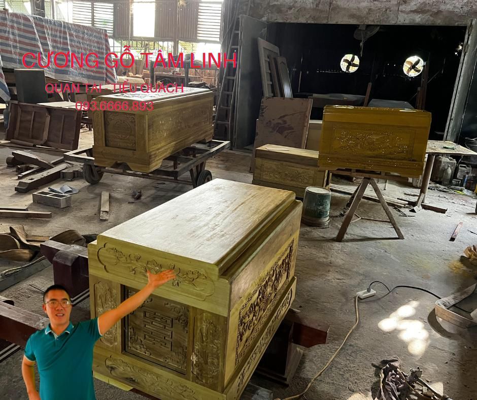 Quách gỗ vàng tâm
